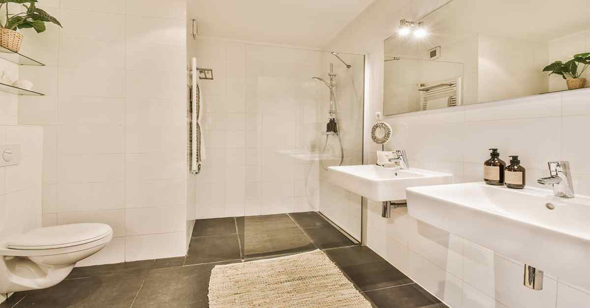 How does TAS Plumbing work for bathroom renovation in Toronto?